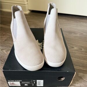 Sorel Women's Out N About Slip-On Wedge - Gray